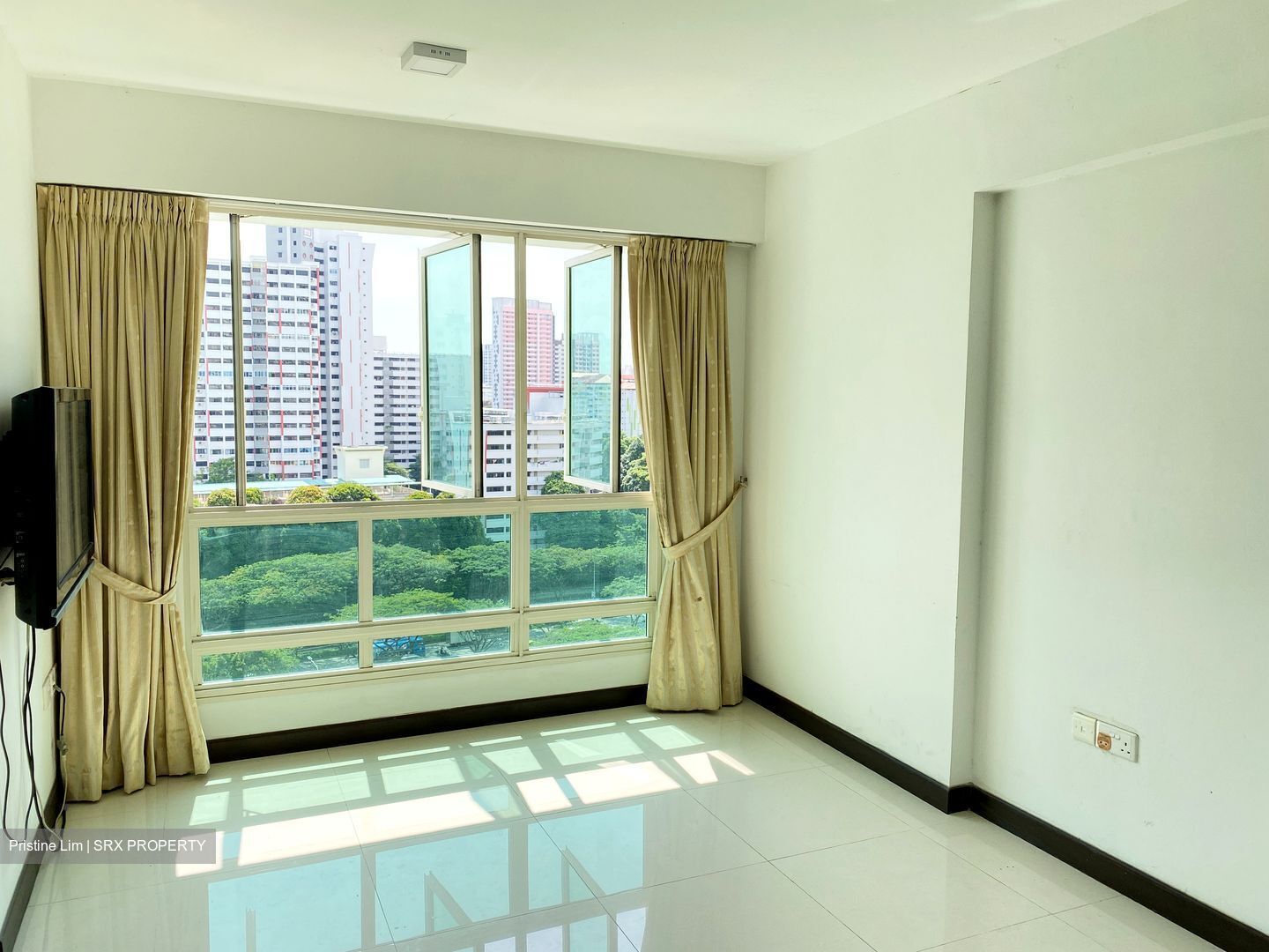 Blk 296B Skyline II @ Bukit Batok (Bukit Batok), HDB 3 Rooms #389460191
